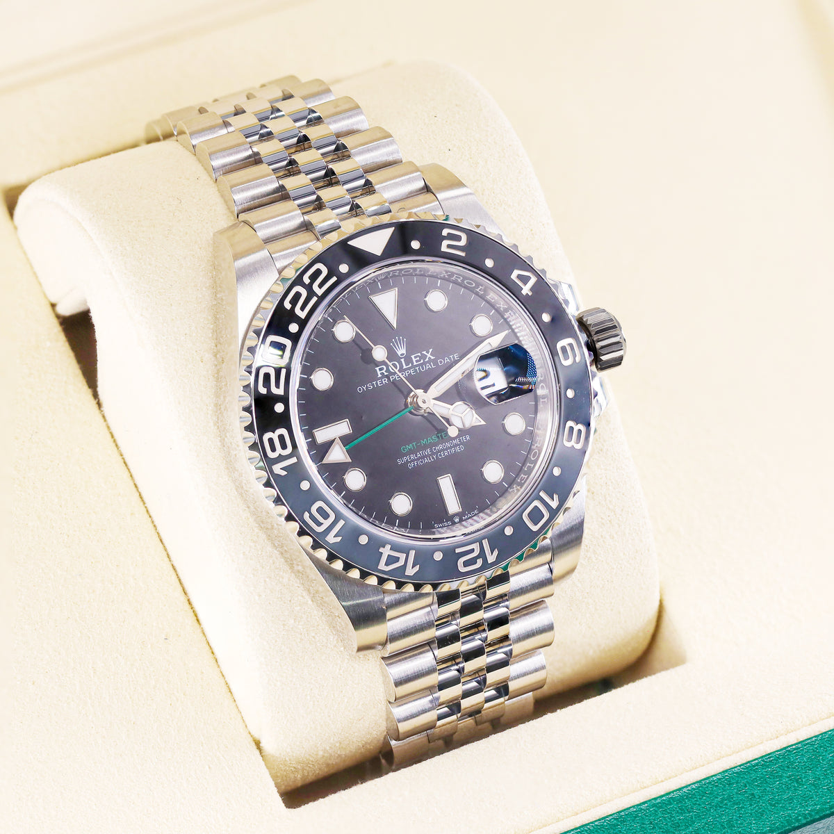 Rolex GMT-Master II Bruce Wayne 40mm 126710GRNR Jubilee Oystersteel Bracelet