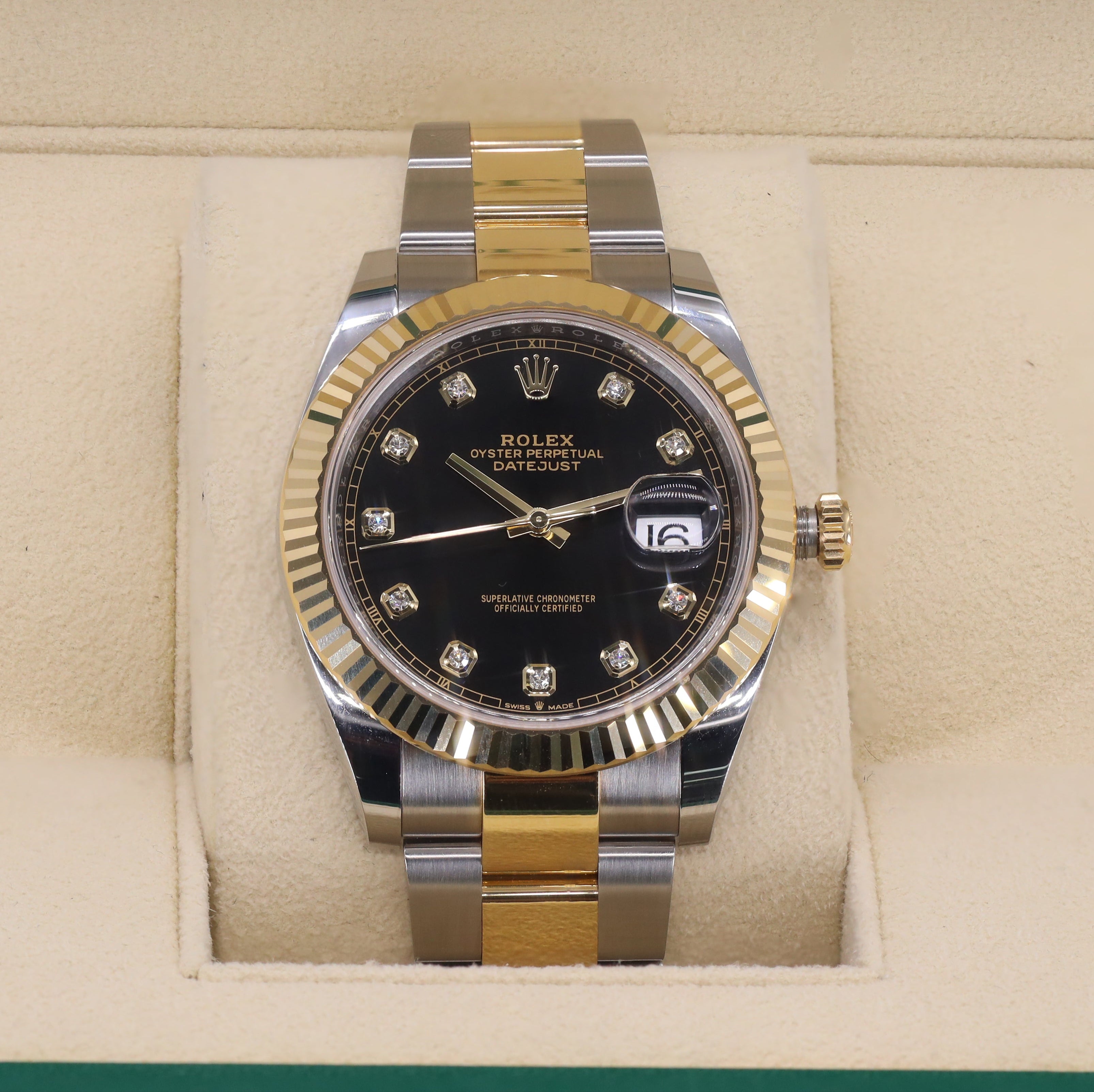 Rolex 126333 Datejust 41mm Two-Tone 18K Gold & Bright Black Diamond Dial Fluted Bezel