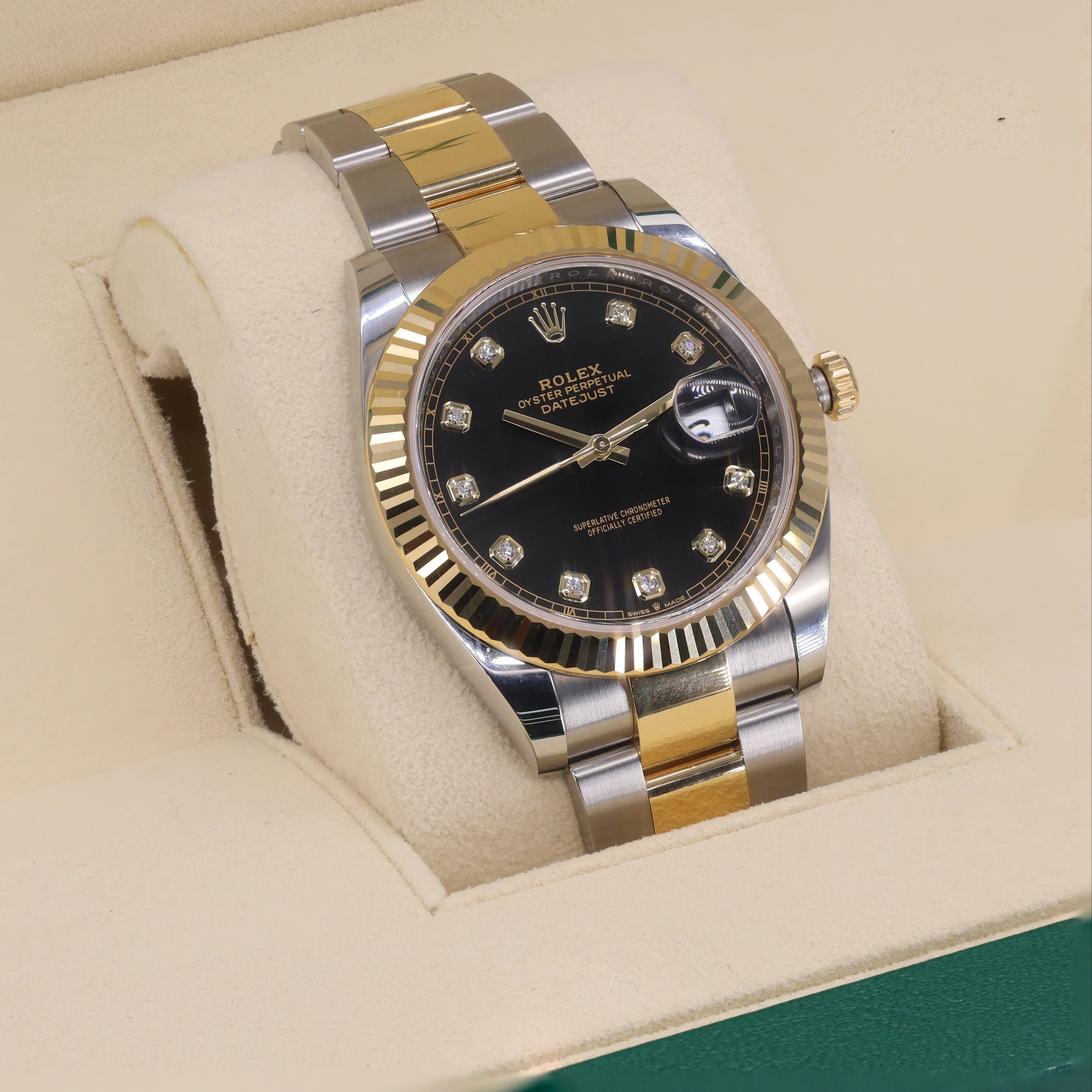 Rolex 126333 Datejust 41mm Two-Tone 18K Gold & Bright Black Diamond Dial Fluted Bezel