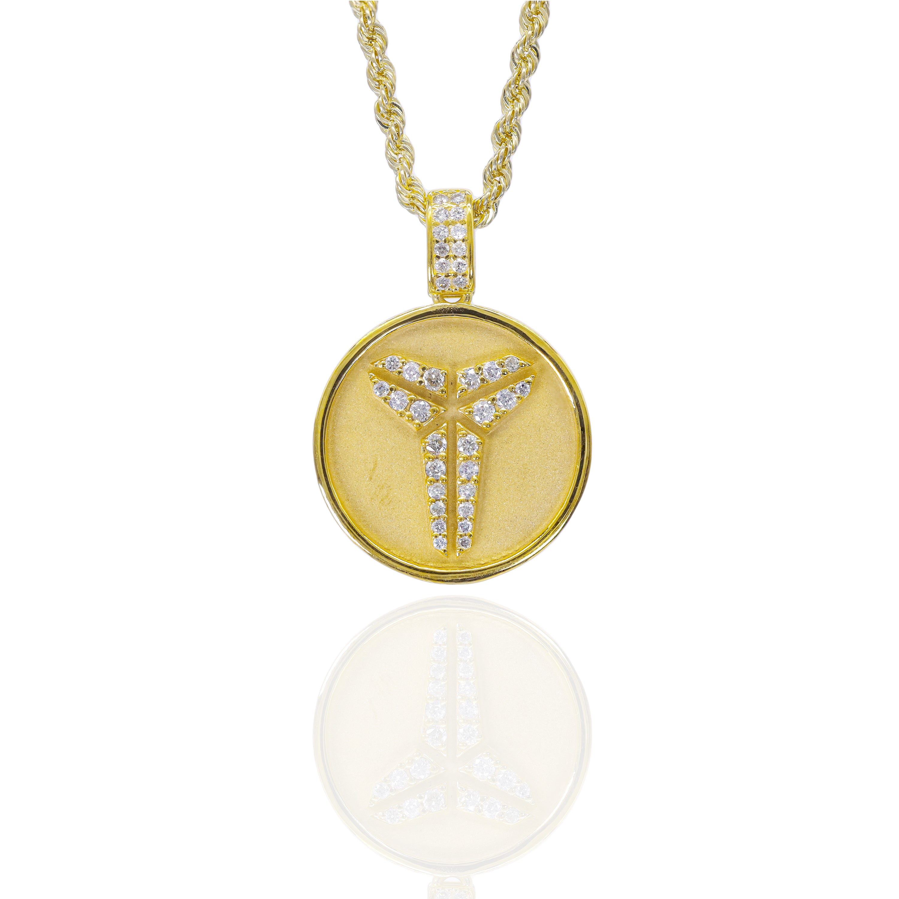 The Gold Mamba Diamond Pendant