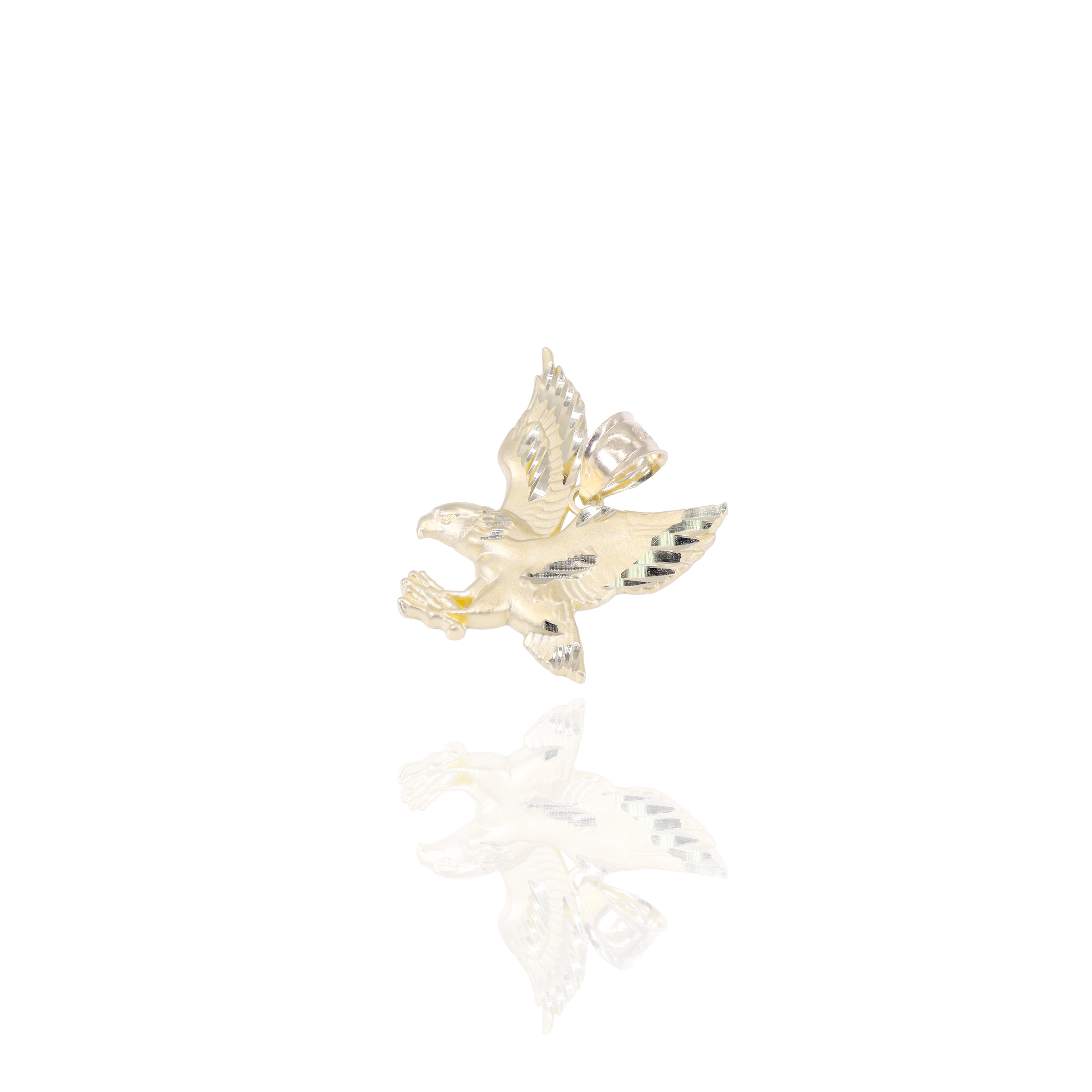 Soaring Eagle Gold Pendant with Diamond Cut