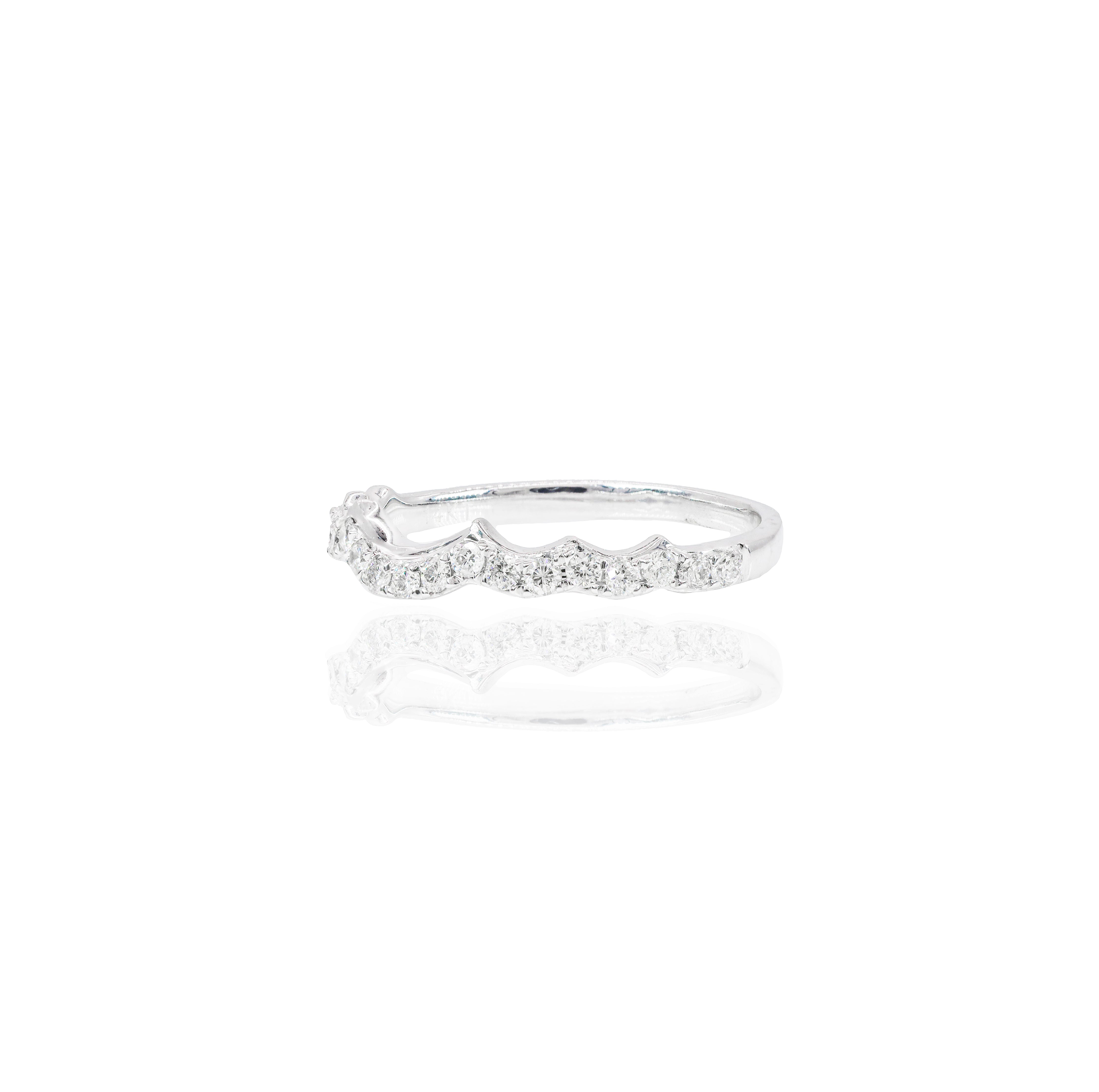 Princess Shaped with Halo Diamond Engagement Ring & Gradual Band