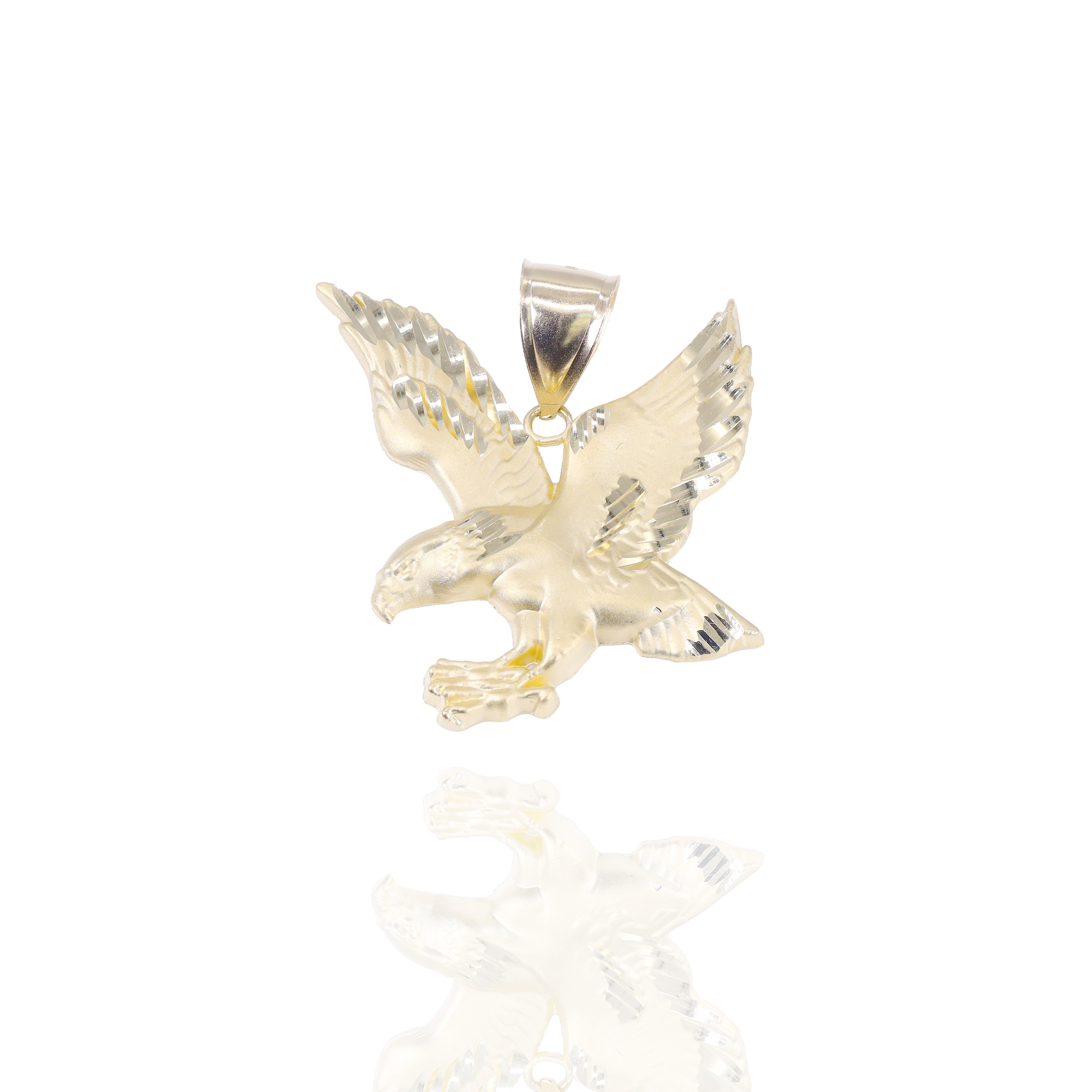 Soaring Eagle Gold Pendant with Diamond Cut