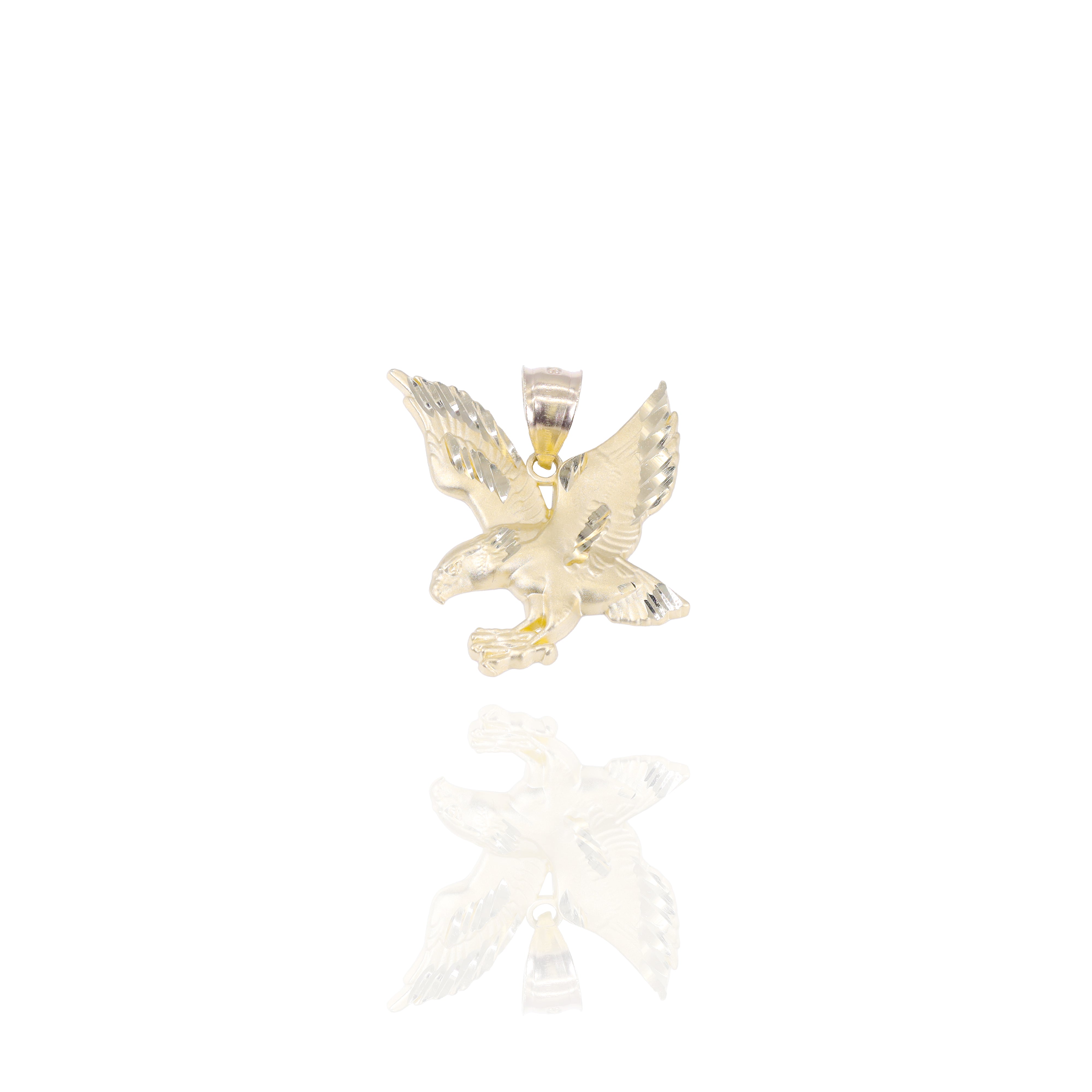 Soaring Eagle Gold Pendant with Diamond Cut