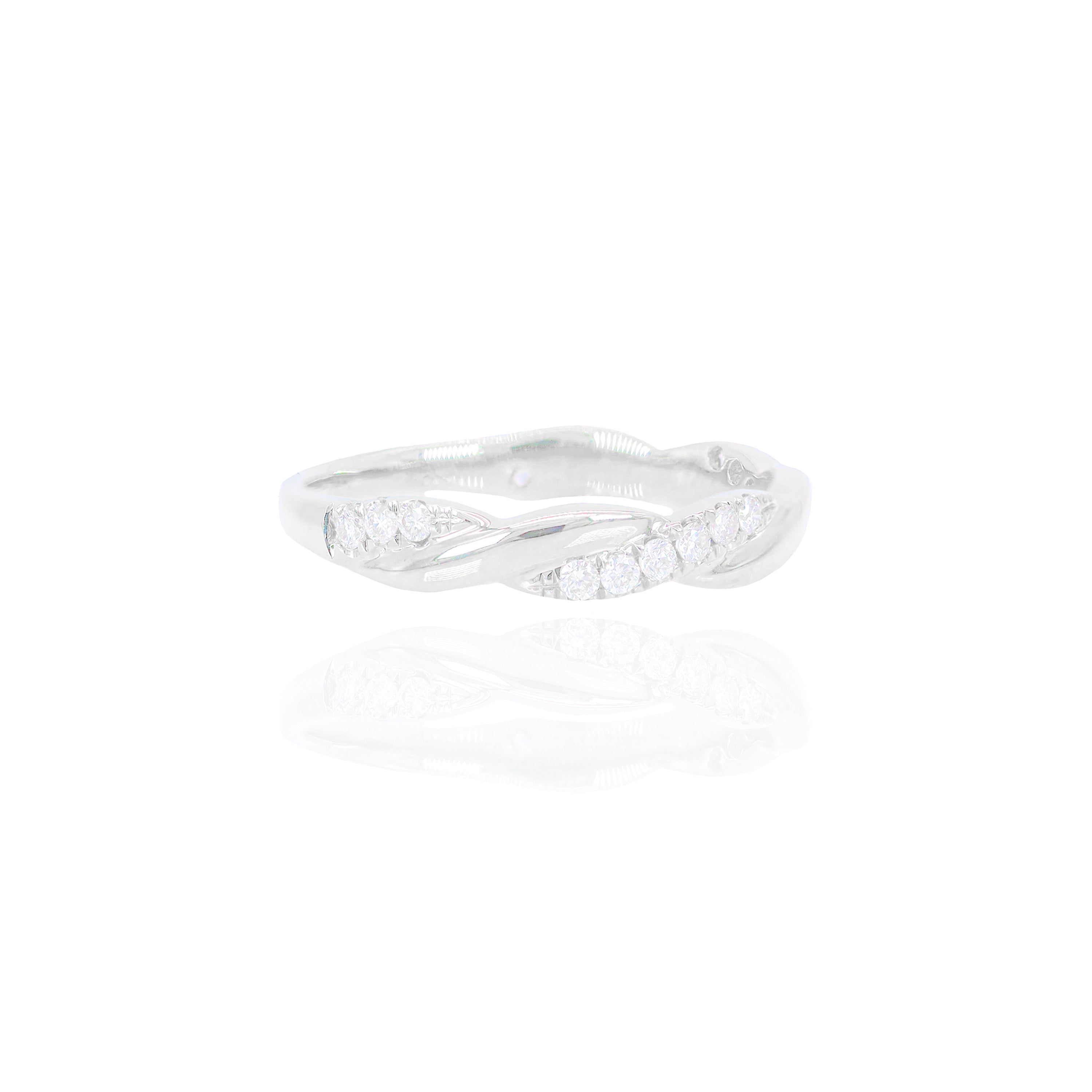Woven Gold Diamond Ring