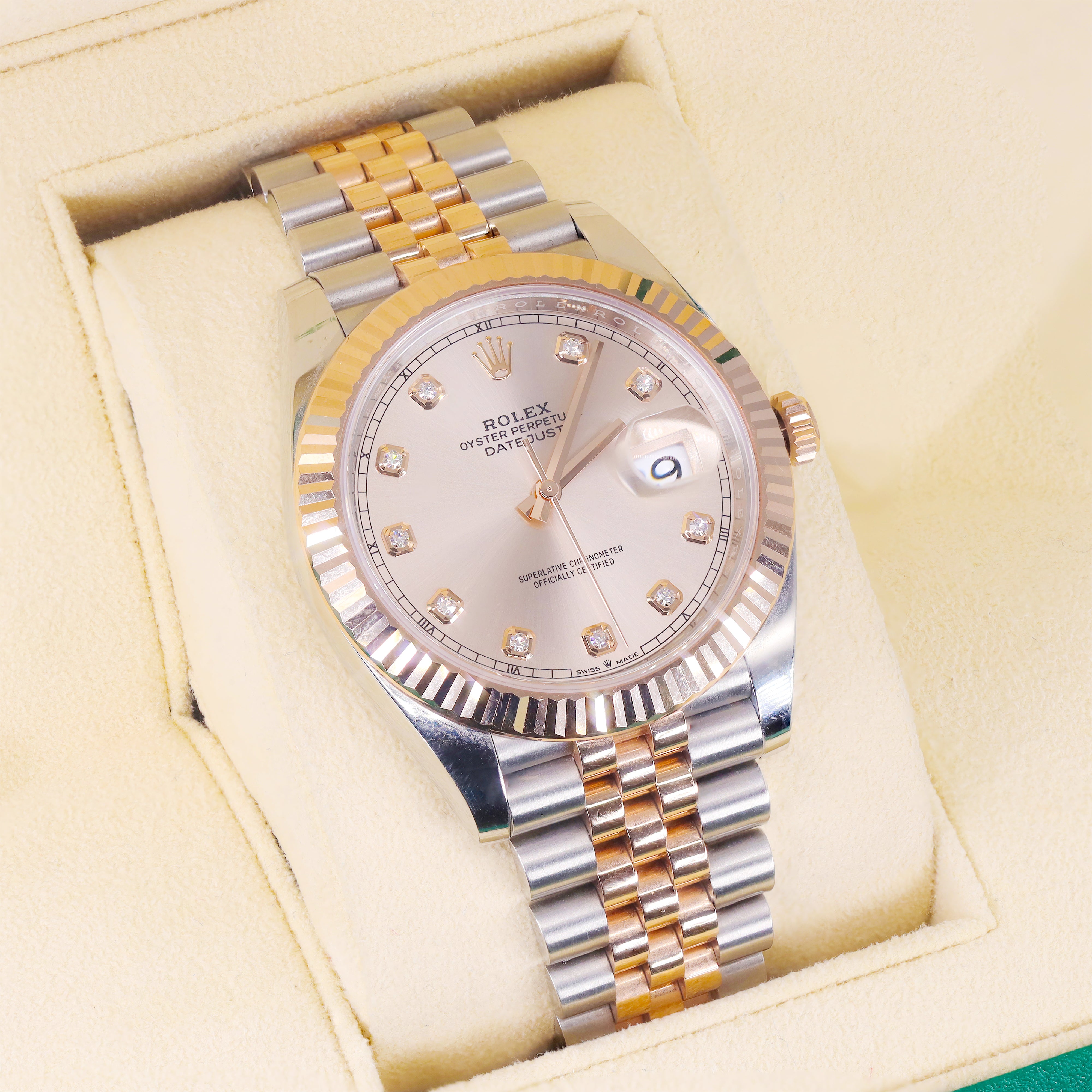 Rolex 126331 Datejust 41mm Two-Tone 18K Gold Fluted Bezel & SunDust Diamond Dial